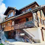 Cozy In Vintage House In Апартаменты Кандерштег