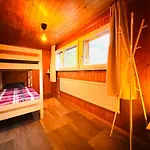 Апартаменты Cozy In Vintage House In Кандерштег