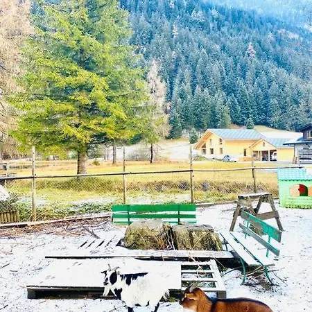 アパート Cozy In Vintage House In *