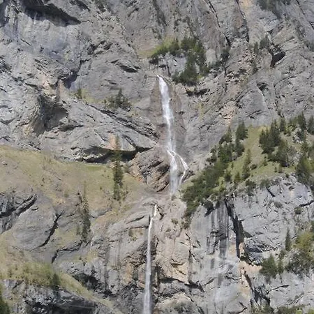 Cozy In Vintage House In